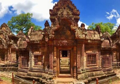 Banteay Srei Temple – The Jewel of Khmer Art in Cambodia